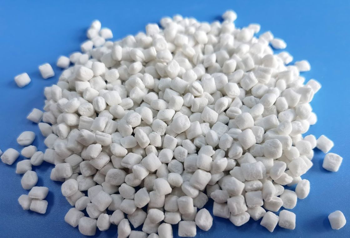 90% Pure Plastic Filler with Melting Point 120-180℃ CaCO3 Masterbatch